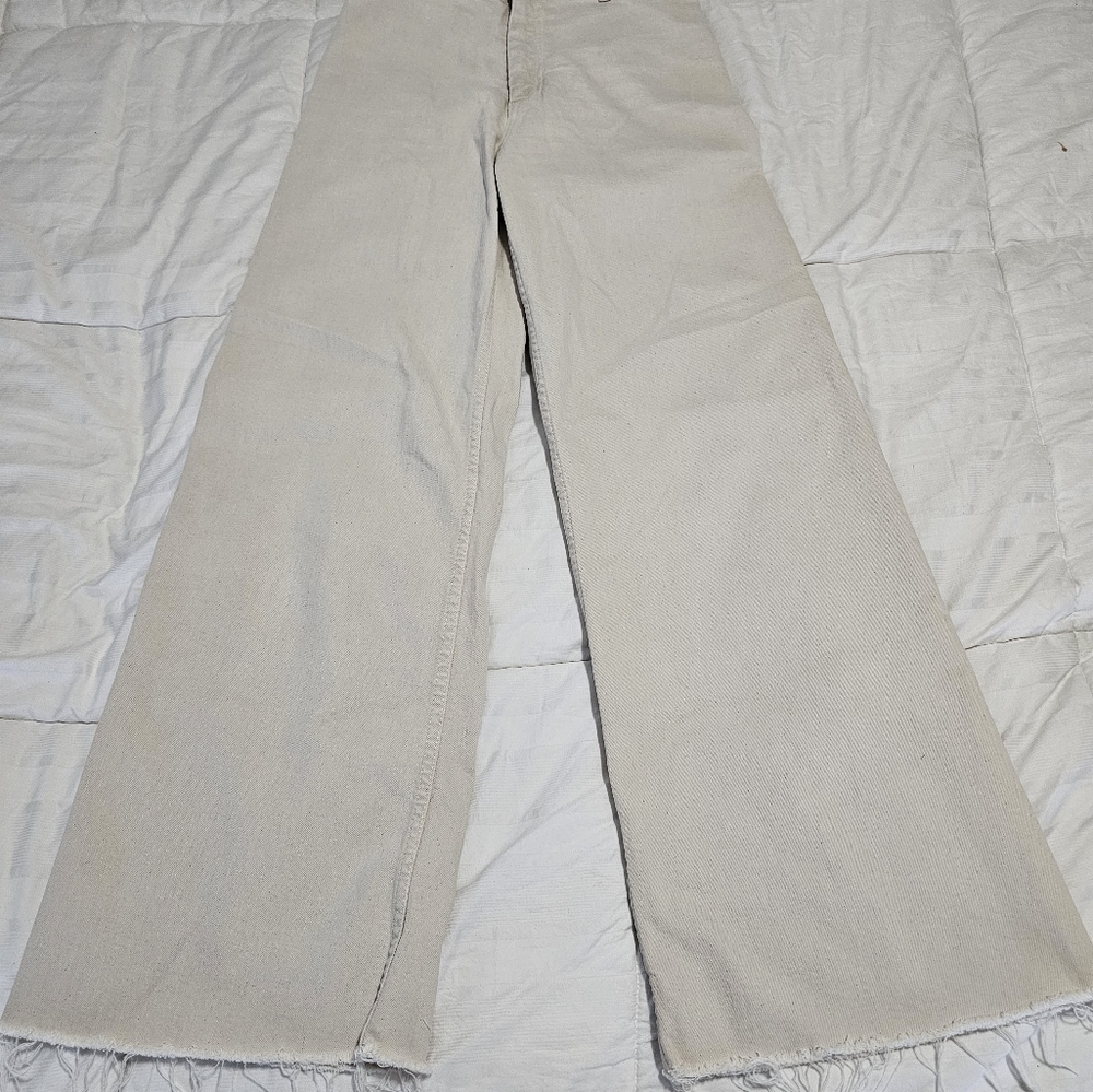 Zara ladies jeans beige size 4